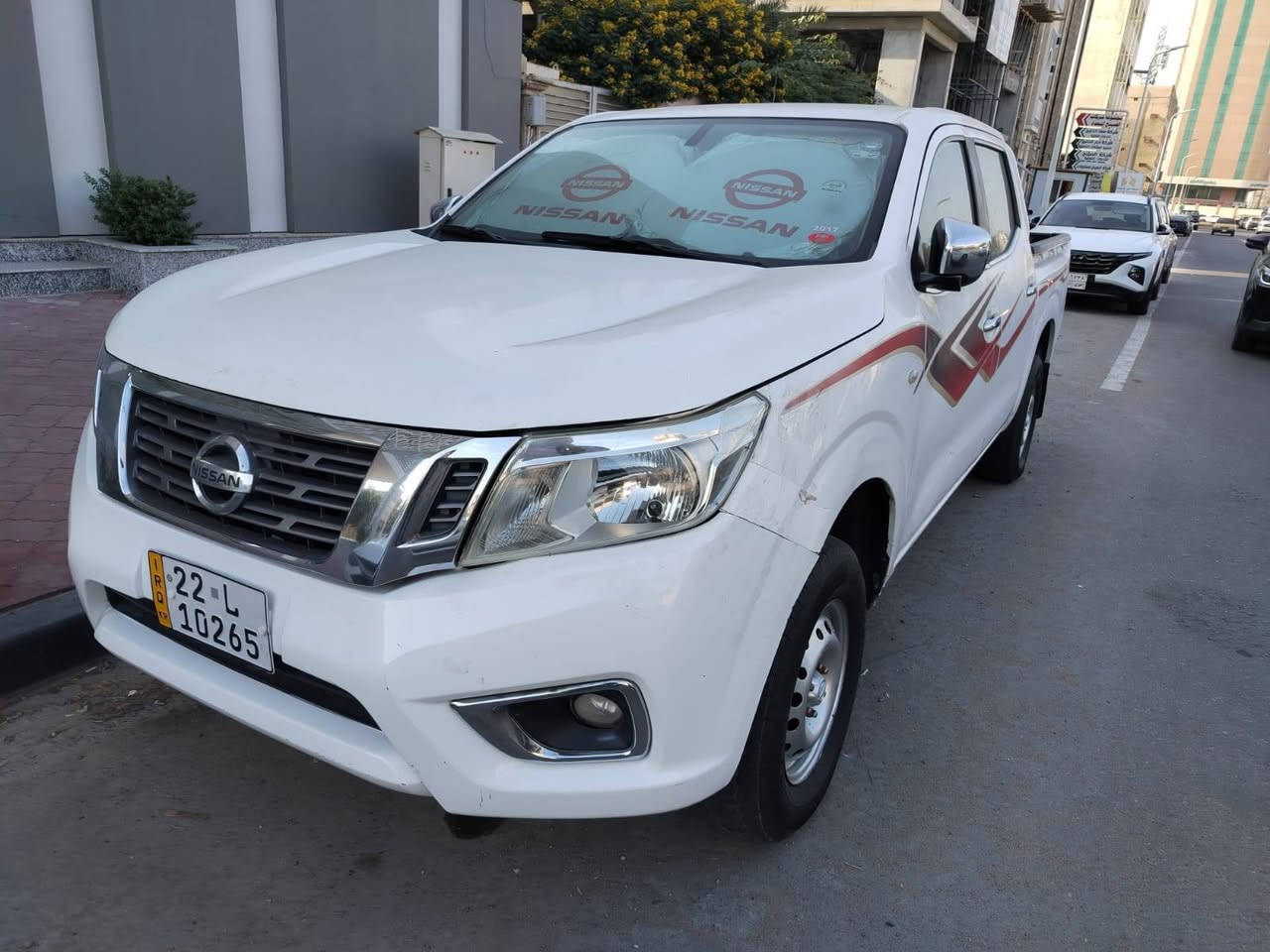 سيارة نيسان بيك اب نيفارة 2017
مجددة السنوية لغاية 2028
كير عادي
ضربة بالجاملق الامامي وطرف البنيد بارد
مكينة وكير ما مفتوح 
السيارة جاهزة من كلشي
الي يحب يجي يتفضل ويشوفها بعينه
السعر من الاخير 140 وبيهة مجال بصيط
التواصل على الرقم ***********
