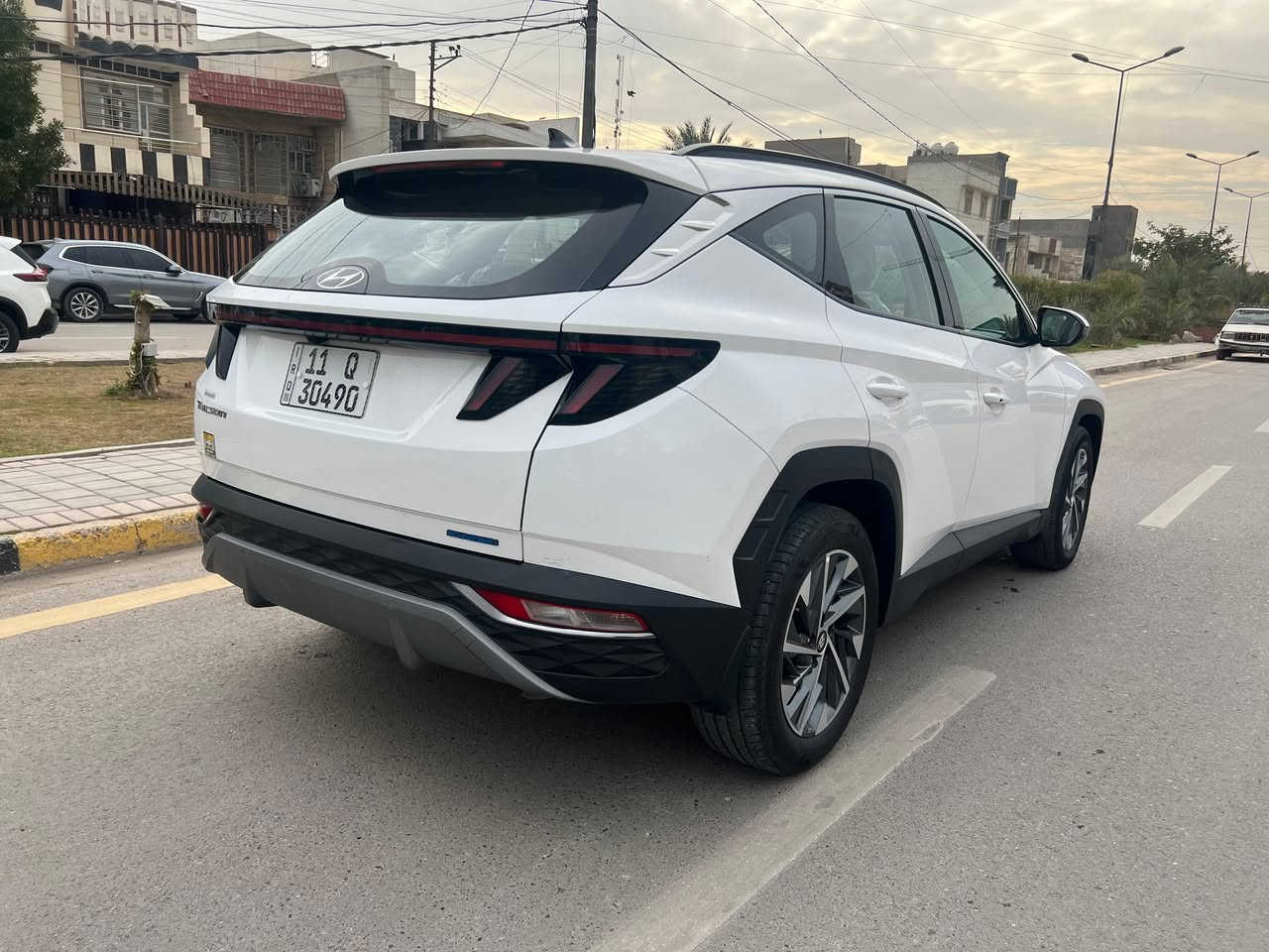 للبيع توسان 2024خليجي
داخل ابيض رقم بغداد مكفول كفاله عامه  
ماشيه 25 
مود درايف 
سايد بريك دكمه 
اوتو هولد
حساس امامي
حساس خلفي
كامره متحركه 
تشغيل عن بعد
مقاعد اماميه كهرباء 
تبريد قطعتين
لايت متحرك
بردات خلفيه 
اريل نفكيشن
مكان السياره  بغداد / الحرية شارع ٣٠
السياره ع وضع الشركة 
السعر 218

***********
