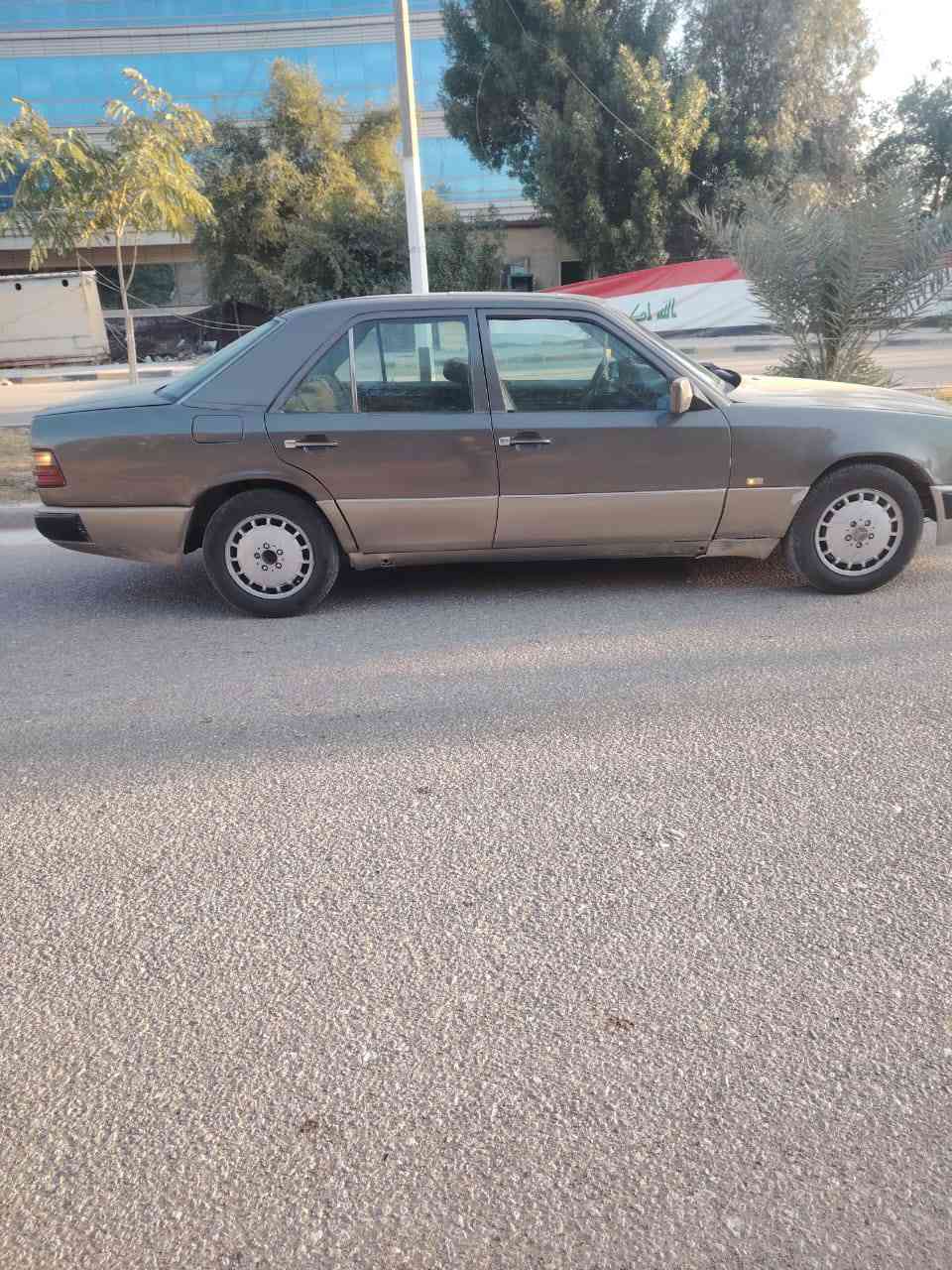 مرسيدس دب موديل 90 مكينه محوره بطه تخم تاير حداديه كير مكينه كفاله رقم نجف باسمي العنوان نجف سعر46  ***********
