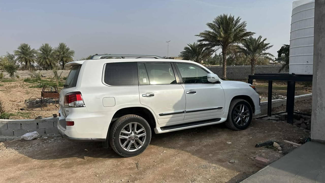 ١٢  فقط بنيد مفتوح براغي  باقي كفاله . مكان السياره واسط الكوت 
***********
