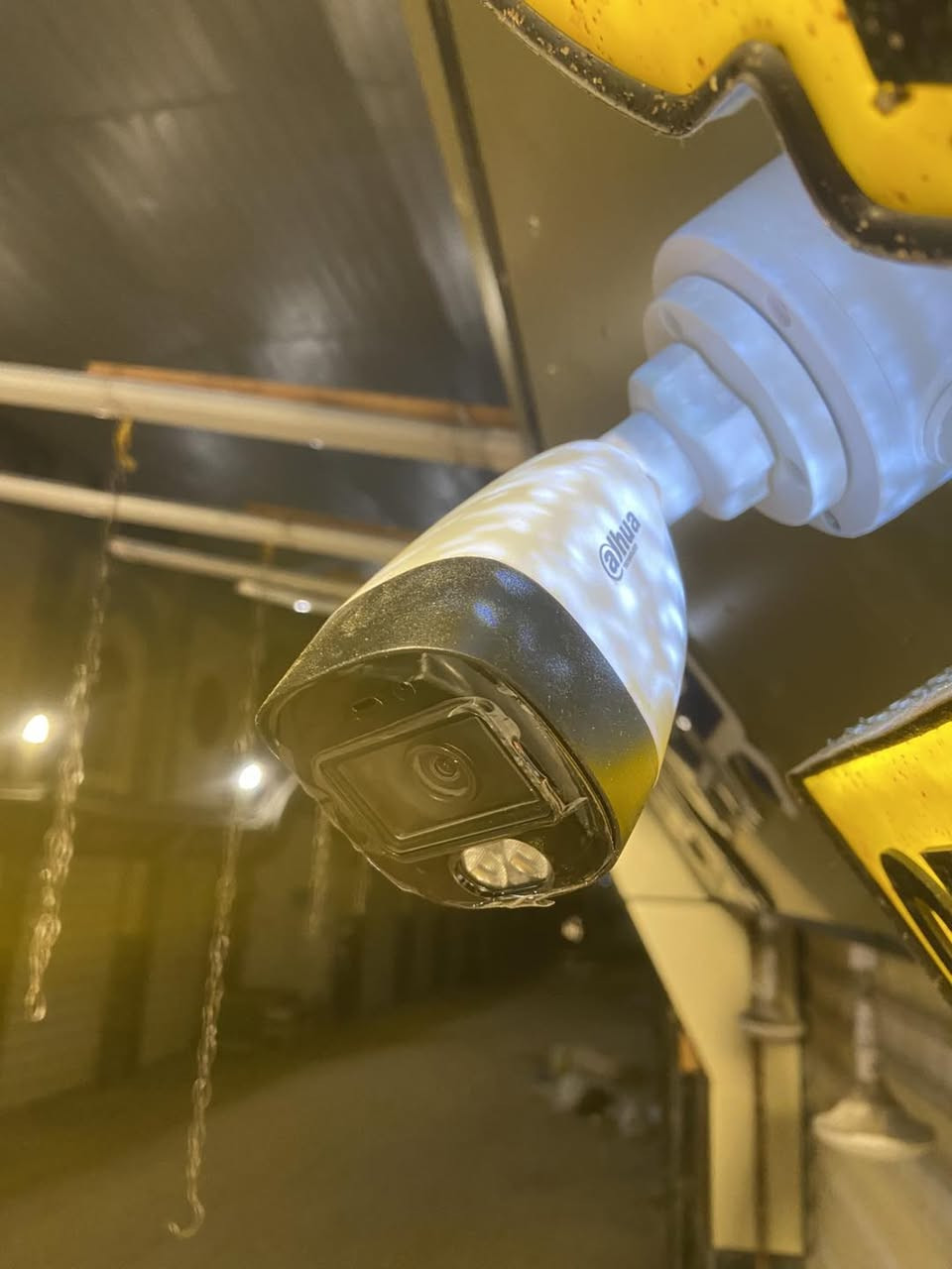 اسبق عصرك وكن في الطليعة
سلام عليكم 
تم تأمين محل احد زبائننا ب ٤ كاميرات من شركة دهوا 
دقة ٢ ميكا 
صوت وصوره 
ليلي الوان
ضمان سنه استبدال 
#العنوان #
كربلاء/طويريج/ شارع البلدية/ مجاور المستوصف الطبي 
#هاتف #
***********
***********
جملة- مفرد 
اسعار خاصة للمنصبين
