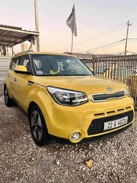 كيا صول موديل 2015 خليجي مكينه 2000 دوش مرغوب. مكفوله  من صبغ وتبديل فقط مكانين بارد زغار اربيل سنويه جديده ورقم هزه جديده سياره وضع شركه جديده كلش ونضيفه. سعر 127 قفل مكاني ديوانيه. *********** بغداد
