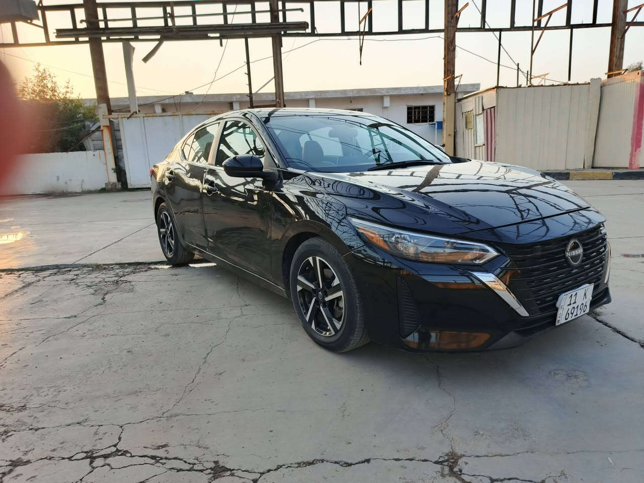 سنترا 2024 صبغ 4قطع اثنين تبديل وثنين اثر رصعات بجم كبس ***********
