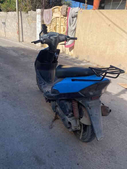 مكينه بلاد ماملعوب بيه 
كفرات تجاري 
نگره سلف 
كابريتر شرط بلاد 
كهربائي كله شغال 
نظافه 90% 
600 وبيه مجال 
*********** بغداد
