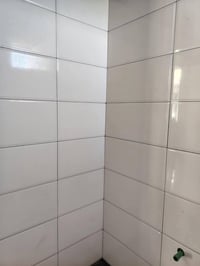 خلفه سيراميك متفرغ خاص او  ٠٧٨٠٩٦٦٨٩٧٠ واتس