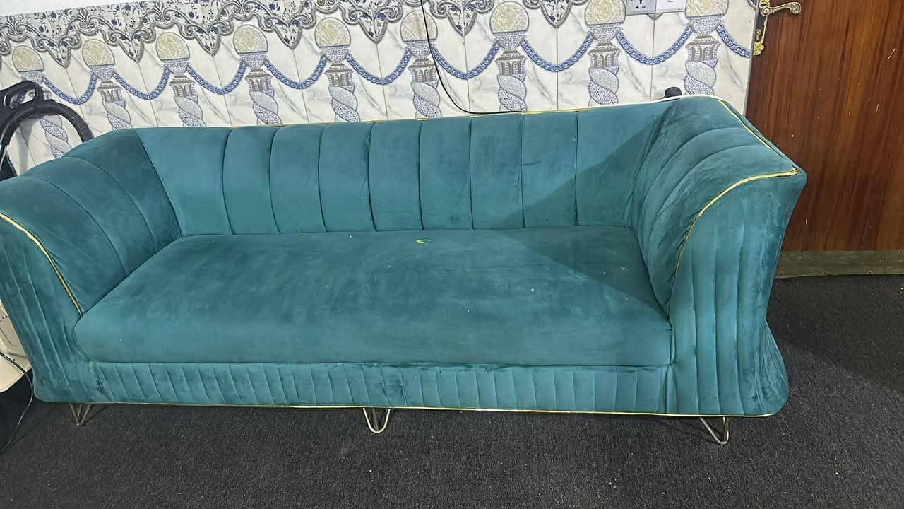 تخم تسكام 10مقعد نضيف جدا اي اضرار مابيه ب350
مكان حله محاويل حي الأسرى 
اليعنده غراض او غرف نوم انشرهن للبيع والي نسبه بسيطه يتفضل خاص


**إذا كنت صاحب هذا الإعلان وتريد حذفه لأي سبب، رجاءا أرسل رسالة إلى الدعم الفني**