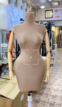 نظيفة • مرتبة • قليلة الاستخدام