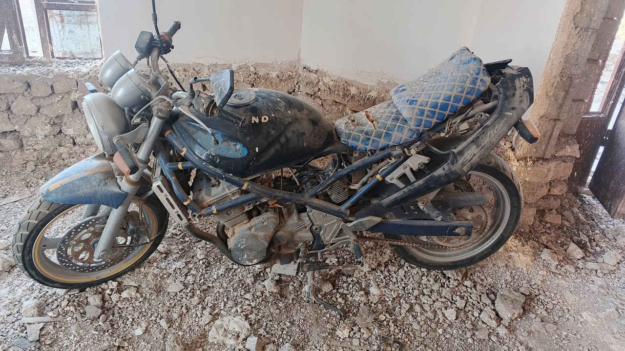 سلام عليكم هونده محرك ربع 250 كوم حديد سعر 200الف وبيها مجال مكاني رمادي 7763792658‬‏0


**إذا كنت صاحب هذا الإعلان وتريد حذفه لأي سبب، رجاءا أرسل رسالة إلى الدعم الفني**