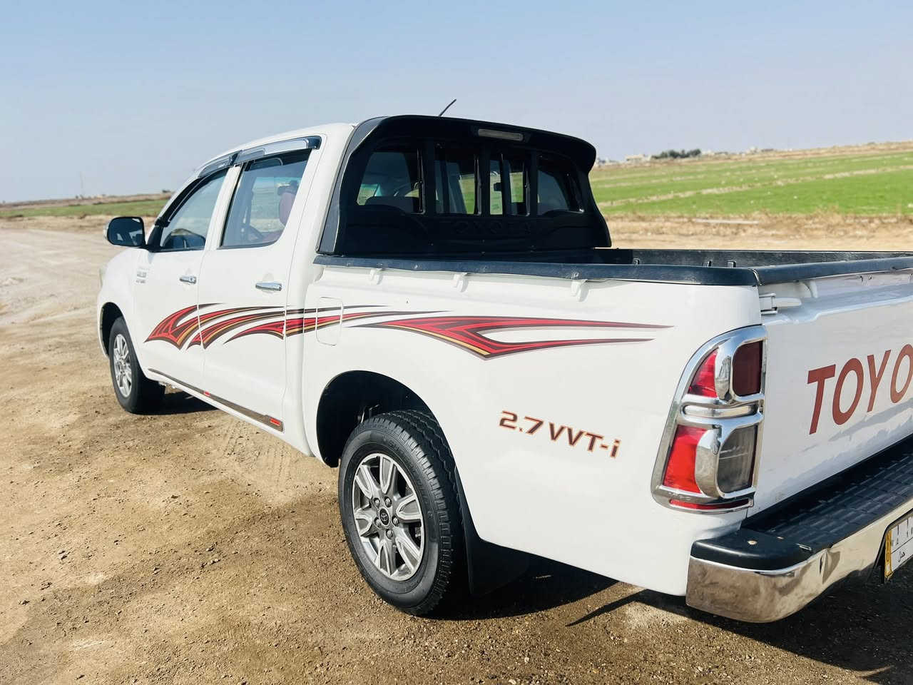 السلام عليكم هايلوكس ٢٠١٢
كويتي شاصي ١٩
رقم مثنى مميز تحويل مباشر
كفاله عامه من الضربه والصبغ والتبديل 
تخم تاير حدايه تبريد تدفئا كله شغال 
السعر ١٧٥ وبيها مجال بسيط 
العنوان ناصريه الشطره هـ***********
