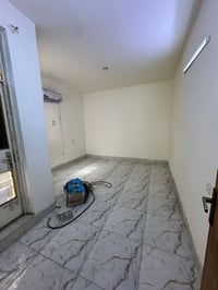 للأيجار مشتمل طابق ارضي في # السيدية 📍 *معزول عزل تام ✔️  يحتوي على غر...