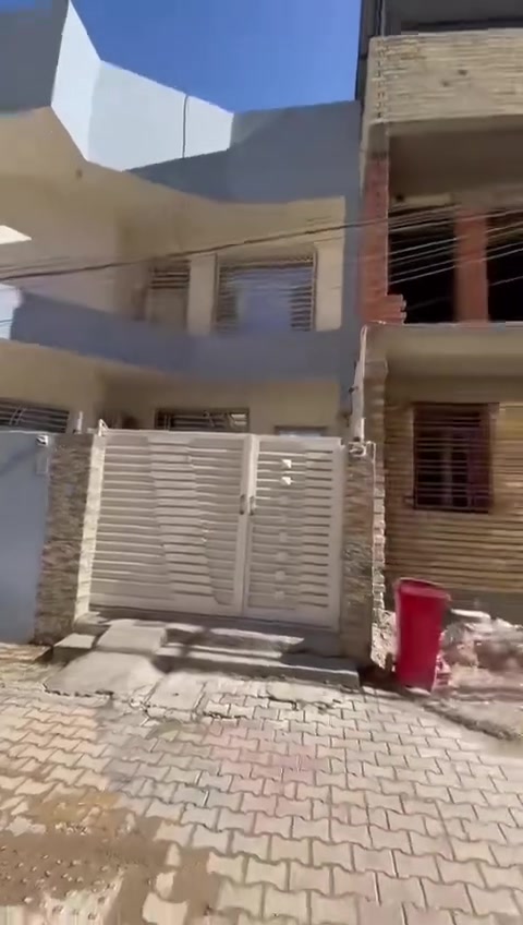 عقار مميز للبيع العنوان كربلاء باب طوريج مقابل شركه كيه عقار مساحته ١٤٠ متر طابقين  الاستفسار ***********.  ***********
