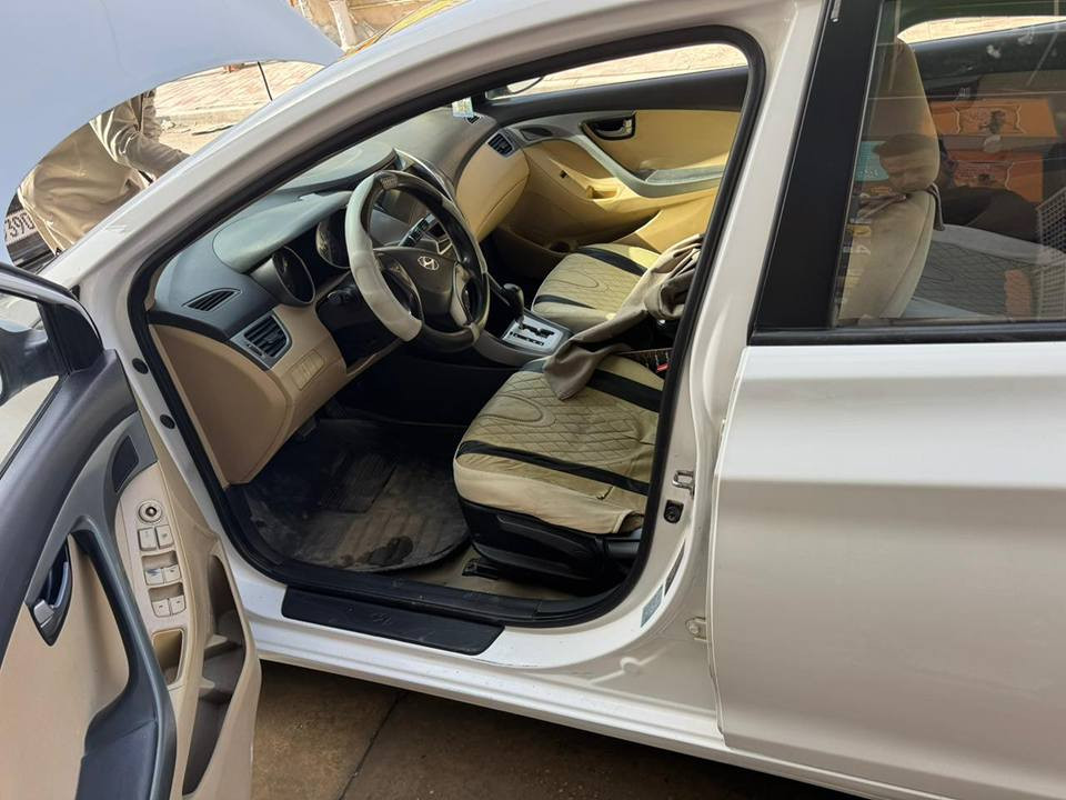 النترا 2012 مكينة 1600 وارد خليجي بيهة بس هذني الي موضح بالسونار السيارة جديدة احلئ من
 صور كير ومحرك وحدادية جديدة كلهة شغال   السعر 105ورقة 
الرقم الهاتف *********** كربلاء, العراق
