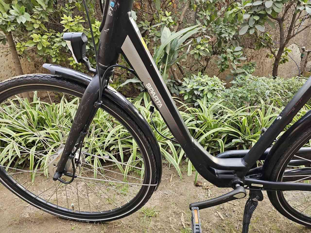 بايسكل هولندي سبارتا مساعد شحن السعر ٣٥٠ الف سعر نهائي ***********
