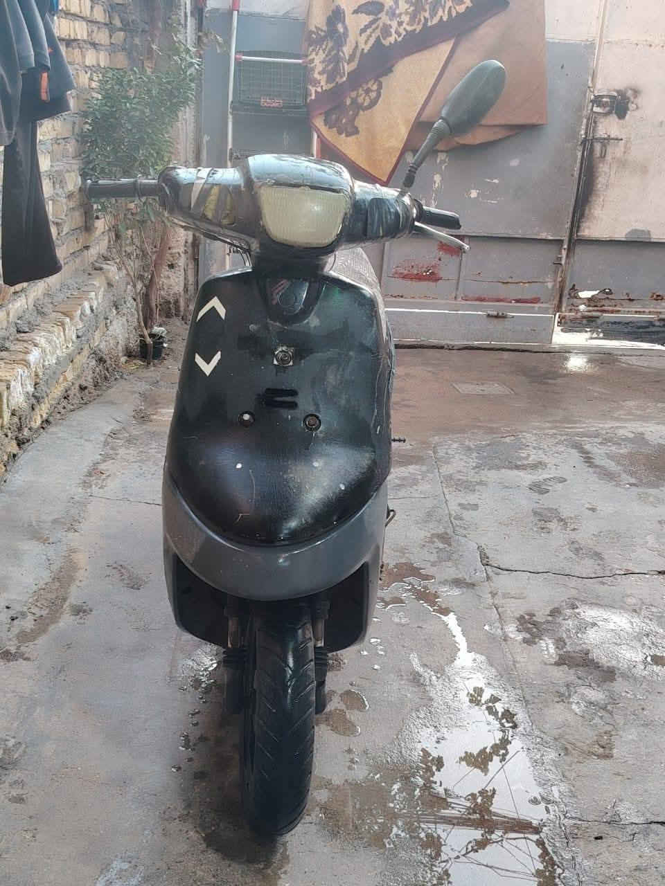 سلام عليكم دراجه بطه لبيع ما مفتوح برغي بيهه 
السعر 180بي مجال كربلاء طوريج ***********
