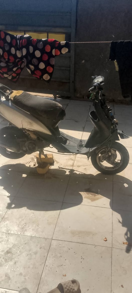 سلام عليكم دراجه عصفوريه للبيع 125 للطيبين ناصريه مركز عند ال انياز@


**إذا كنت صاحب هذا الإعلان وتريد حذفه لأي سبب، رجاءا أرسل رسالة إلى الدعم الفني**