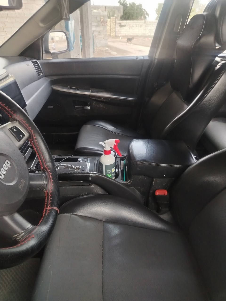 جيب شيروكي رقم سليمانيه هيمي 2008 محرك 8سلندر 5700 كلين فول محرك كير شرط جيد جداً بس دعاميه صبغ وسعر خاص سياره كلين تبريد ثلج تدفئه كامره حساس السياره بااسمي لايت زنون الأصلي كشنات كهرباء سياره متعوب عليها. ***********
