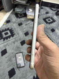 11عادي ابيضّ بطاريه 85 جهاز وتر ما مفتوح  ذاكره 64 سعر 225 الجهاز فقص ...