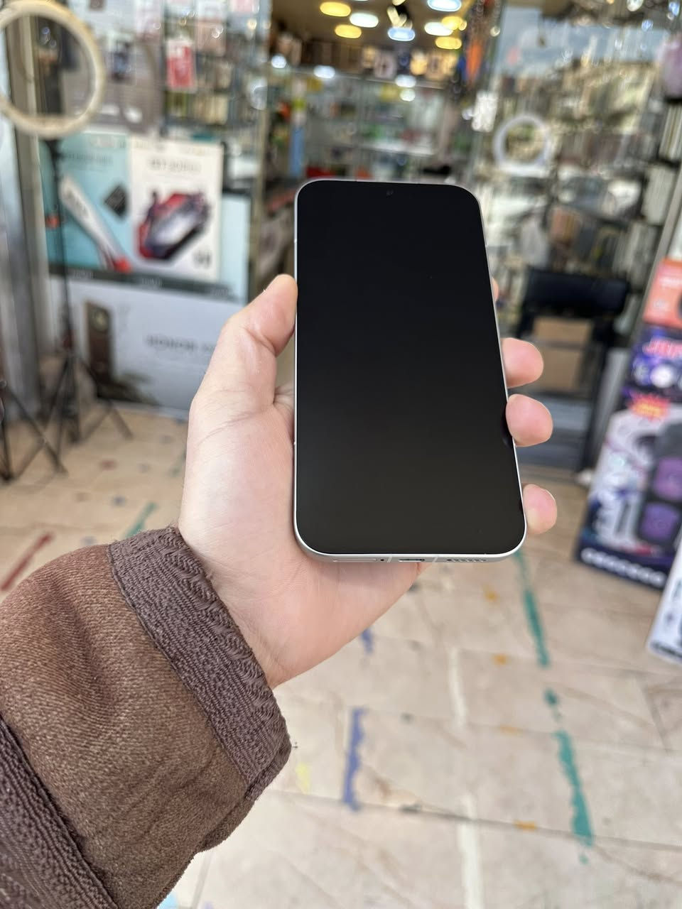 السلام عليكم
Poco F8 Ultra 512GB/16
نظافة ‎%‎
مستعمل شهر واحد
مكفول من التصليح ومن أي خلل
ضمان وكالة ضمان سنة
باكيت وشاحنة أصلية 90 واط
السعر 775 ألف
مكاني بغداد العامرية
***********
