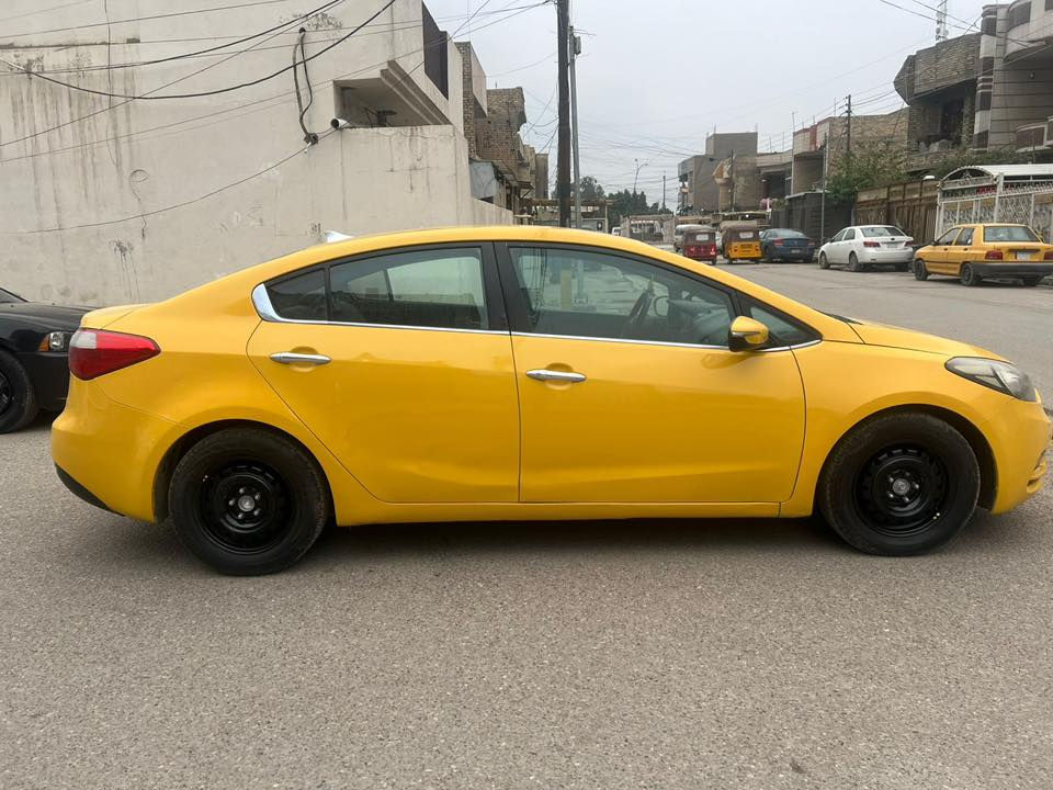 سلام عليكم  

فورتي مديل 2014 وارد. أمريكي 

حادثه جاملغ وبنيد نفسهن معمرات 

سياره اليبل واحد 

تخم تاير جديد 

شاشه كأمره 

منضومه زنون 

صبغه جديده 

مكينه 2000كير خير من الله مكفولت

صدر امامي خلفي جديد 

رقم بغداد جديد  

سياره حلوه وبل عافيه عل. ياخذها 

مكاني. بغداد
تصال ع ***********. مكلف بنشر
