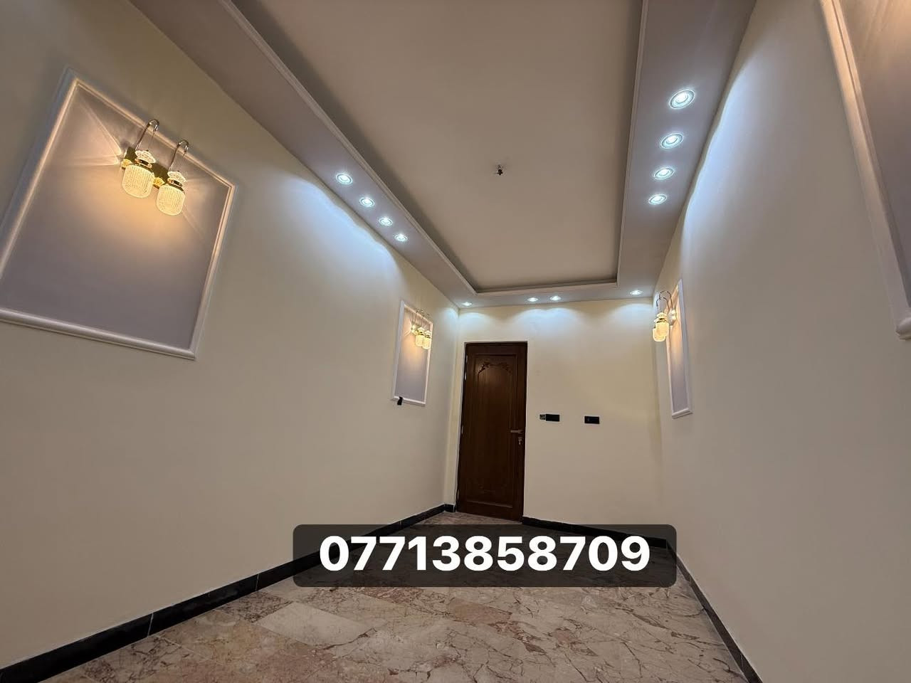 الدار للبيع 🏡 السعر 245 مليون وبي مجال 💵
الشعب شارع الاسواق المركزية الضباط الكويتي موقع جيد 
المساحة 84 م 
الواجهة 4 م 
النزال 21 م 
حائط مستقل 
يحتوي الطابق الارضي على كراج صغير
الدار مدخلين 👌👌
استقبال ومطبخ حار وبارد ومنور وخدمات وغرفة نوم
ويحتوي الطابق الثاني على غرفتين نوم وخدمات ومكان غسالة وبيتونة كبيرة
وسطحين 
(للاستفسار اكثر يرجى الاتصال على الرقم 
متواجد هذا الرقم على الواتس اب والماسنجر (*********** )
او على الرقم التالي ***********
او زيارة مكتب تبارك للعقار والمقاولات الكائن في شارع الاسواق المركزية قرب مطعم ميامي
