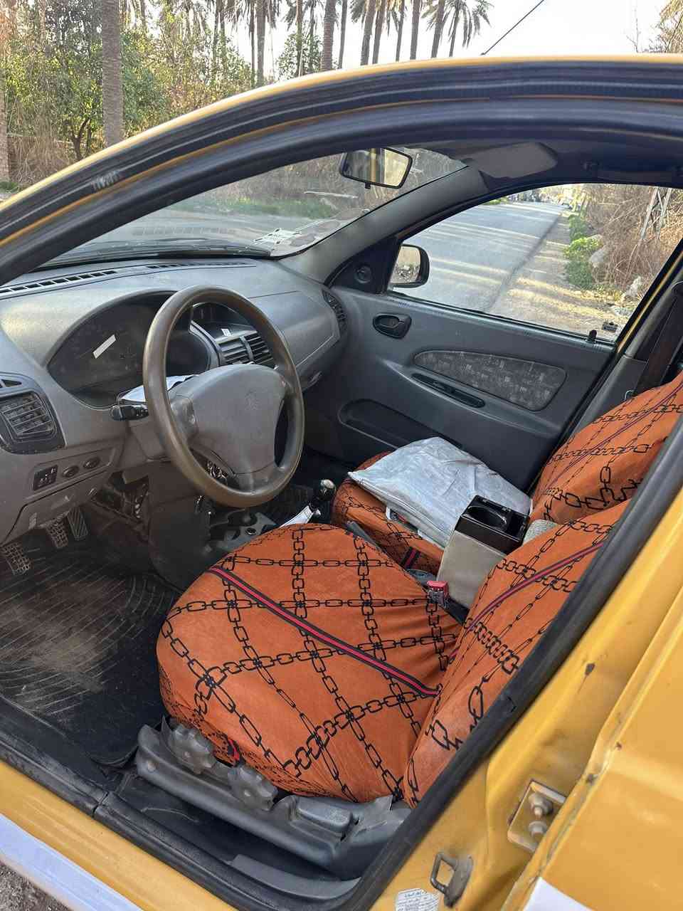 السلام عليكم طيبه٢٠١٥
محرك بي  جكجة بطاله لأصرف ولاتبخير 
كيرتمام
صدر امامي خلفي جديد 
تخم تاير جديد 
بيهاجاملغ بي ضربه ومصلح 
الشراي يتصل***********
السعر٣٢مكانهابغداد
بلعافيه عل ياخذها رقم وسنويه جديد
