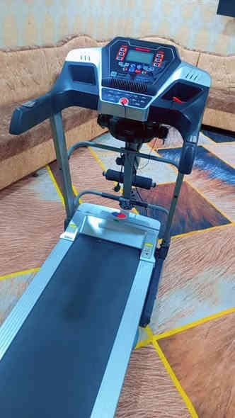 جهاز جري مستعمل قليل يتحمل وزن 150k جهاز اخو جديد مكان بصره كزيزه سعر 400 وبيها مجال اتصال***********
