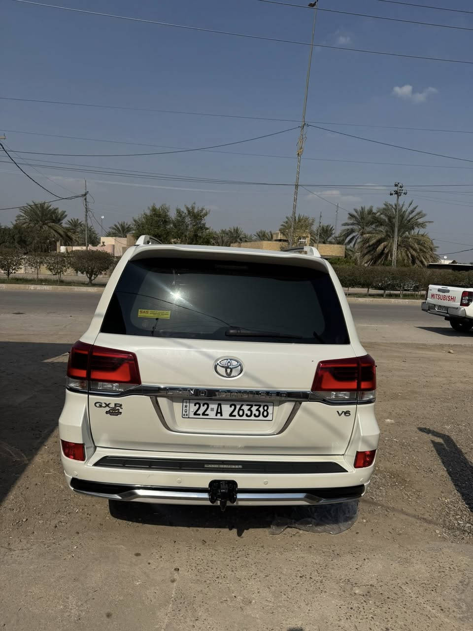 السلام عليكم للبيع لاندكروز موديل 2017 فول مواصفات خليجية ساز سيارة جاهزة من كل شي كير مكينه 6 سلندر مكفولات تخم تاير دنلوب ياباني باتري حداديه جديده ادامه كامله رقم أربيل باسمي وبيها باج تظليل 80‎%‎
بصمه
فتحه@
كشنات جلد كهرباء3 حركات
3 شاشات
4 كامرت
دواسات ليزريه
اشاير لكزز
اشاير بلمري 
مري شفط 
مري تصعدوتنزل مع البك
بيها تبديل جاملغ بلادي وصبغ ربع البنيد
مكانها بابل المسيب السعر 409 
للاتصال. ***********
