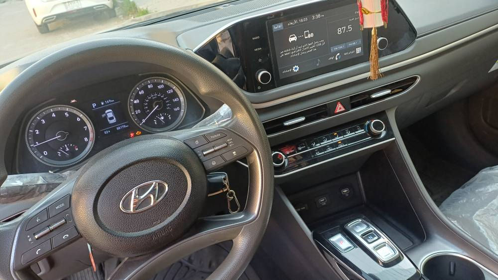 السلام عليكم للبيع او مراوس سوناتا موديل 2020 امريكي حادثه دعاميه سياره بدون صبغ بيه بارد وبيه رصعه بل باب خفيفه  صور الحادث بل منشور سياره ماشيه 88 كيلو  جاهزه اي نقص مابيه بسمي بغداد سعر 145 بيه مجال بسيط مكانه بغداد حي الجهاد اي استفسار اتصل *********** بغداد, العراق
