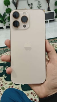 ايفون16برو ماكس للبيع 1600 ذ256 دورات31 بطاريه100 07871857973