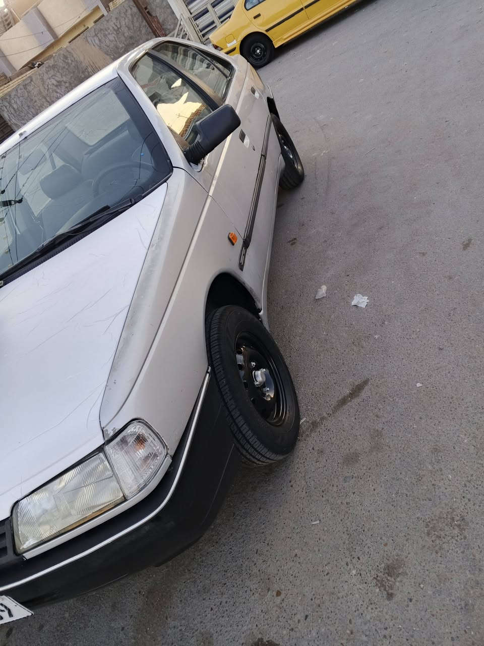 اسلام عليكم البيع بيجو روى موديل٩ كير مكفول المكينه بيه خيط بخار قليل كشر نفس  ماشوفون سياره ناعمه خير من الله رقم بغداد انكليزي سنويه إلى ٢٨ سياره حلوه لا ضربه ولا صبغ سعر ٢٨ وبيه مجال العنوان بغداد حي النصر الرقم ***********
