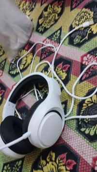 سماعة ألعاب • صوت محيطي ٧٫١ • إضاءة RGB