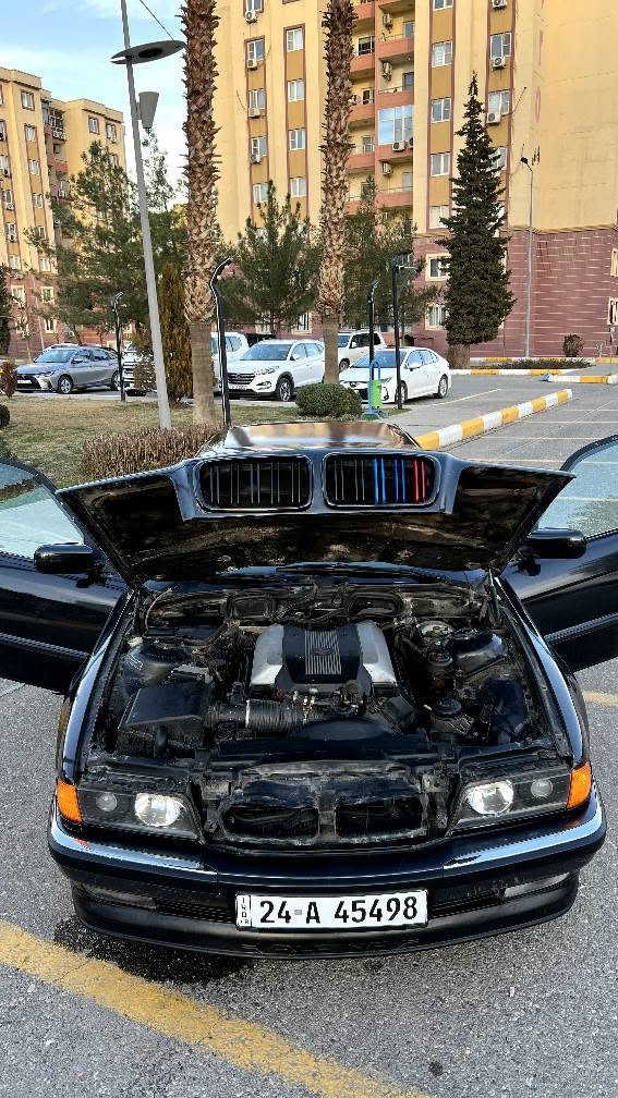BMW E38 نوع كاسيحه موديل 1995 حجم 730 نوع محرك V8 گير محرك تحويل وكاله بشرت تبريت  ستيرن M نشره سقف روزرايس .سعر 65 .3$ غرهمه ينزل سعر رقم *********** واتس اب ***********.شغال بيها ظرب چملوغ ورا دهوك, العراق

