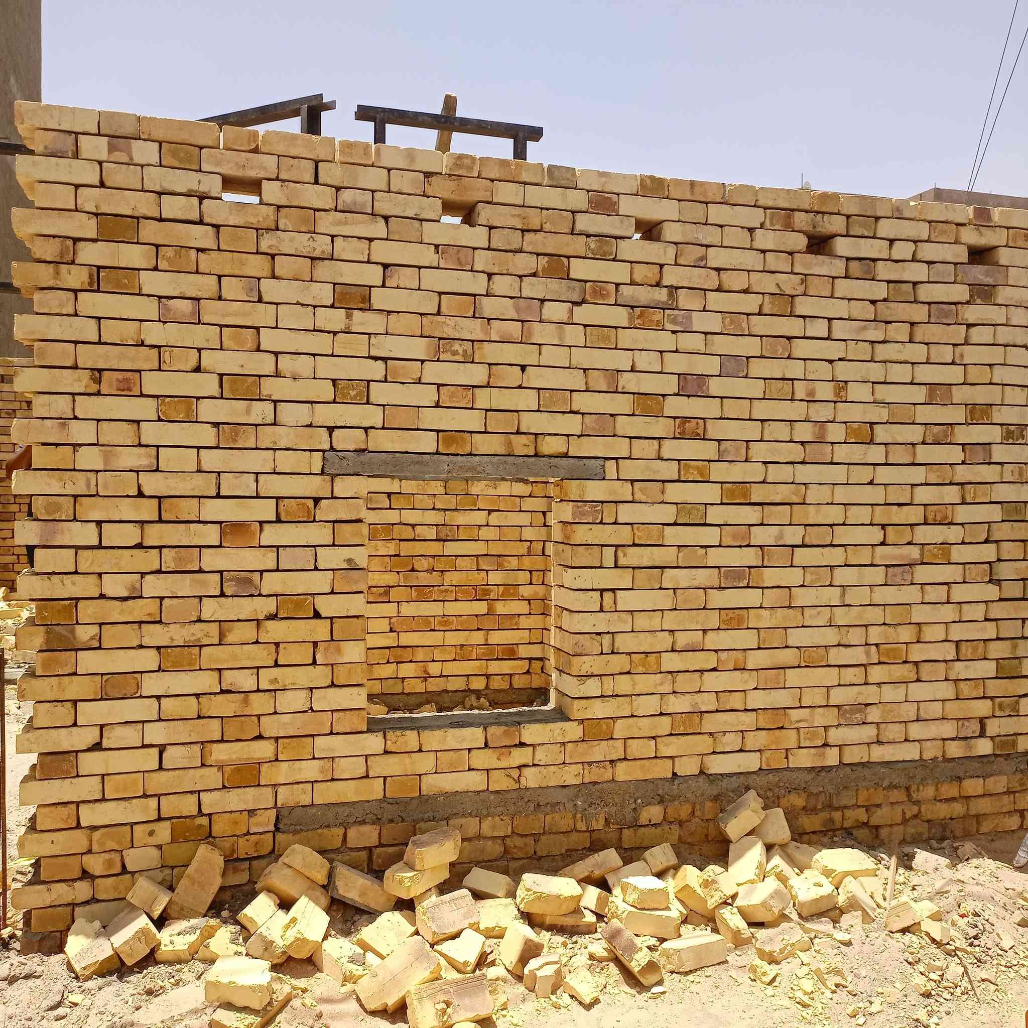 بعض من اعمالي المنجزه ع ارض الواقع ... 
تم والحمد لله اكمال هيكل القبله  إلى مرحلة الرباط الطابق الأرضي.... صور من العمل ... جاري العمل على ذلك وسنوافيكم بالمستجدات قريباُ .. ان شاء الله ... لم أستلم أي مبلغ إلا بعد اكمال المرحلة المتفق عليها ... 
.
للتواصل او للأستفسار عن جميع الأعمال يرجئ مراسلة الصفحة + واتساب + اتصال👇
.
***********  
***********
