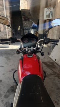 دراجه بوكسر 23 دراجه نضيفه وجاهزة من كلشي  بدون اوراق ضايعه ابيع حديده...