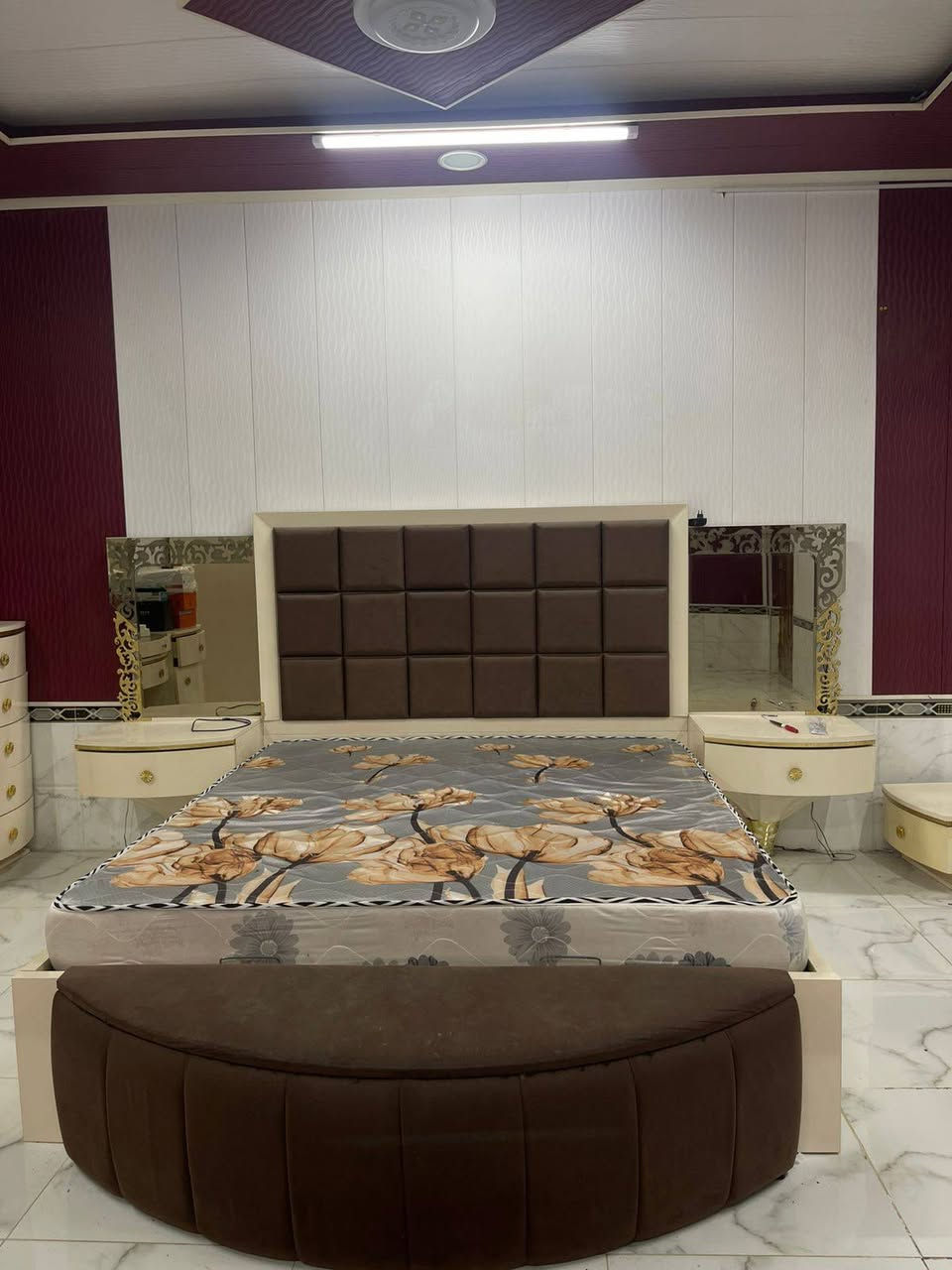 غرفه ضخمه للبيع بيها مجال لشراي


**إذا كنت صاحب هذا الإعلان وتريد حذفه لأي سبب، رجاءا أرسل رسالة إلى الدعم الفني**