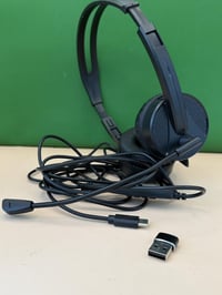 سماعات • متوفر • راسل الصفحة