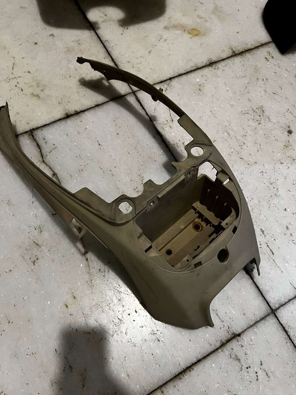 غراص بوليس الدواخل اصلي و الكفر تجاري السعر 20وبيهن. مجال
تواصل ***********
