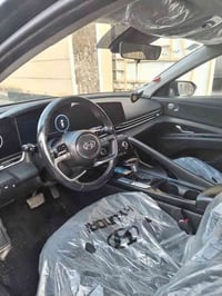 للبيع او مراوس الانترا 2023 لون اسود كامله من كلشي وارد أمريكي ضربه سط...