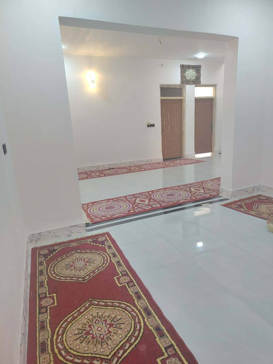 بيت جديد للبيع حي لأمين مساحته 200 م بناء 2غرف وصاله مطبخ واستقبال وحمام طارمه حلوه تفاصيل أكثر على رقم ***********
