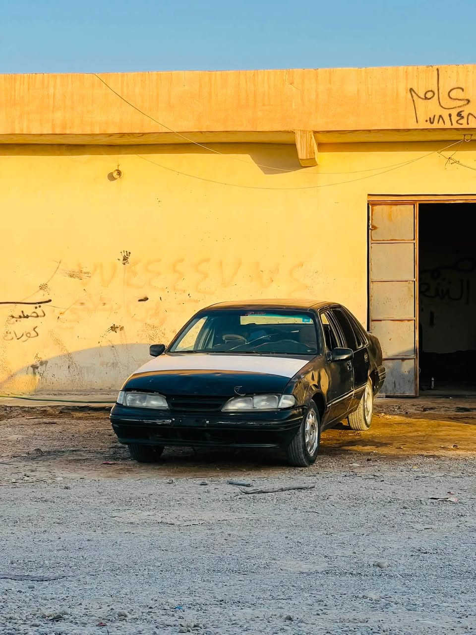 السلام عليكم للبيع دايو برنس كير عادي بلادي محرك بي بخار فول نشاط رقم صلاح الدين ماشين بالمعامله وهزتها ع الجام شرعيها موجود وبيها وكاله عامه بسم ولد من العلم بس نبيع واقع حال صدر نص عمر تايرات تعبانه بور شغاله مي الكشر شوف العين السعر 10 مكانها العلم للستفسار ***********
