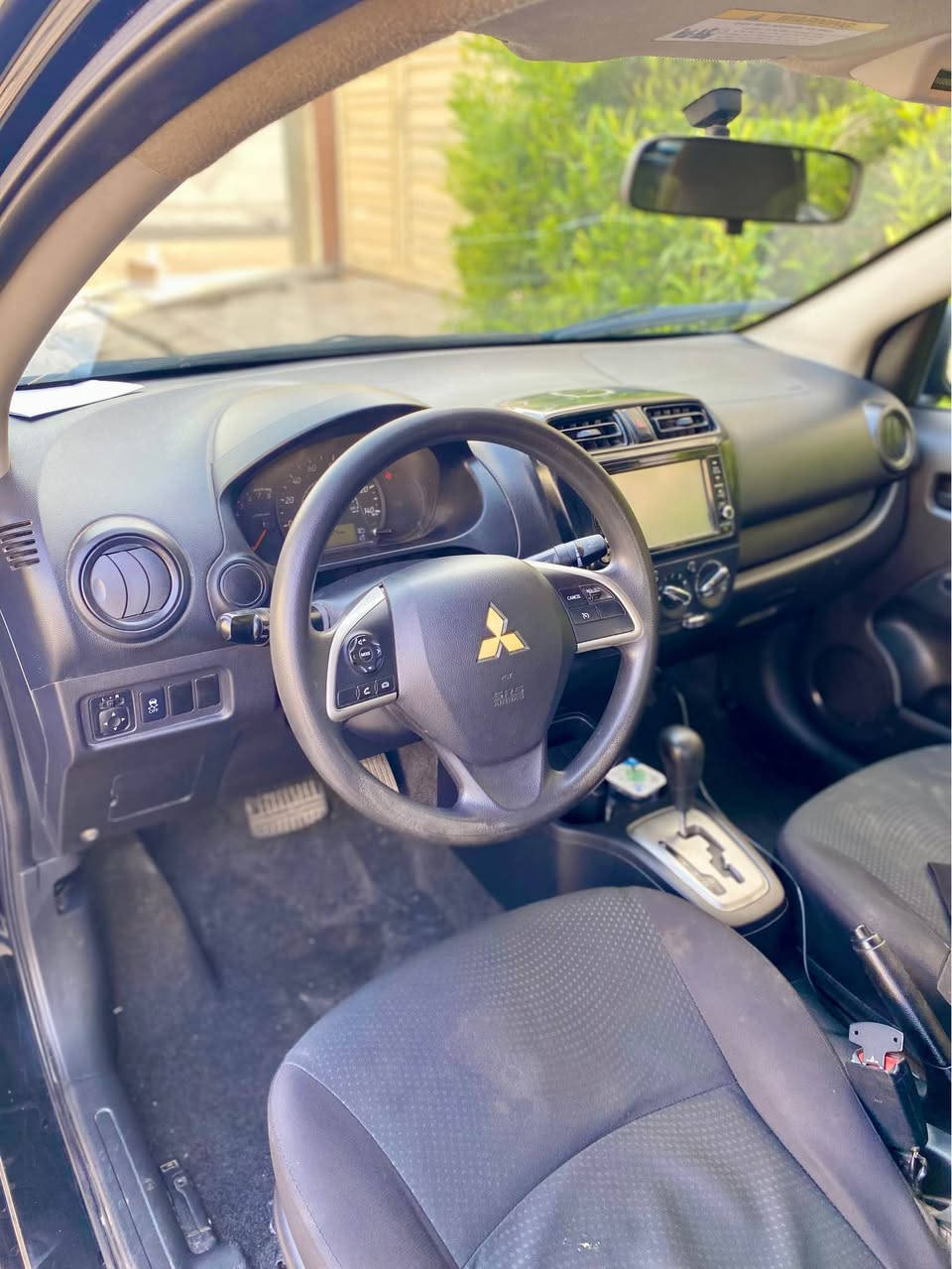 Mirage G4 
مۆدیل : ٢٠١٩
مواسەفات تەحدید سورعە ڤۆلیۆم و شاشە گەورە و کامێرە گێر تۆماتیک سیارەکە بێ سبوغە یەک چاملخی پێشەوەی تەعدیلە بێ ژۆرێ ئیرباگ هیچ نەتەقیە گێر و مەکینەی بەشەرت یەک دینار مەسروفی تێدا نیە 
١٢ وەرەقە غەرامەی لەسەرە پاش مەعامەلە دەگەرێنمەوە
نرخی ٨٧ وەرەقە و مەجالێکی زۆر کەم 
ژمارەی مۆبایل : *********** أربيل, العراق
