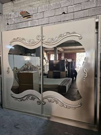 غرفه نوم للبيع نظيف كلش كامل سعر 450 الف شراي يخابر رقم 07704797493