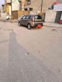 للبيع كيا صول موديل 2015 رقم بغداد مكينه وكير مكفولات تخم تايرات جديده...