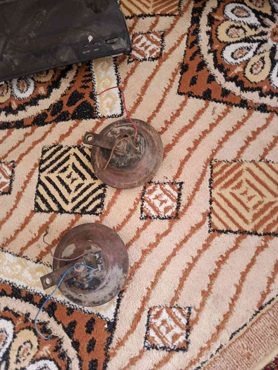 سلام عليكم هورنات بوش ياباني اصلي زوج للبيع سعر 150..بس تقسيم نقصها ***********
