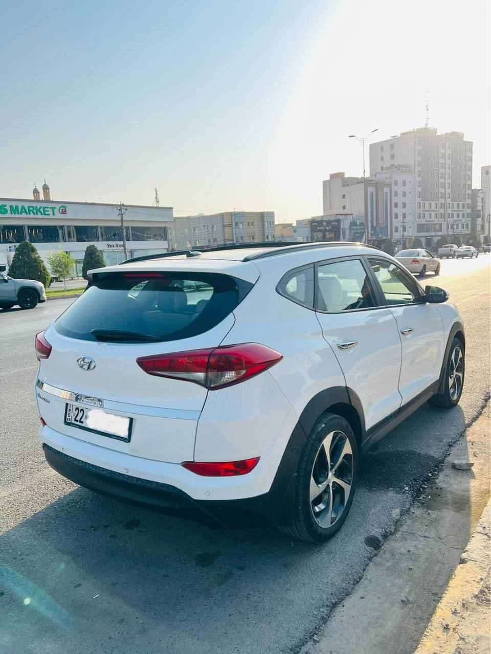 توكسان موديل ٢٠١٨ وارد خليجي 
سياره بدون ضبخ  فول فول مواصفات 
پانوراما ___ كوشن كاربا 
ماشي ١٠٩ الف حقيقي  سنوي رقم جديد 
٢مكان اضغير بارد ~~~ سعر ١٨٥ مجال قليل 
*********** ~~~~مكان اربيل 
محرك گير شرط مامفتوع أربيل, العراق
