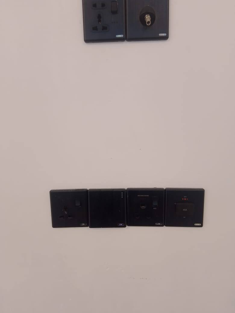 السلام عليكم
تم بعون الله تشطيب بيت احد. الاخوه شغل. درجه. أولى  تأسيس. بوري.   يتكون. من الاناره. والخط. الحار. أو. الثقيل. السبالات. نضام. التقطير.  نضام. الكامرات وولانترنيت. و. HD  بأحدث. الطرق. الهندسيه. وبارخص. الاسعار وتتميز. الورشه. بالموعد. ال مضبوط.
وكذالك. نعمل. ماي. ومجاري.
اخوكم ابو علي ***********
