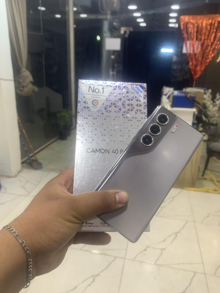 تكنو كامون 40PRO.  الجهاز فقط دكمه البور لا تعمل  السعر 350 وبس ومجال قليل  العنوان نجف أبو صخير حي المطاط


**إذا كنت صاحب هذا الإعلان وتريد حذفه لأي سبب، رجاءا أرسل رسالة إلى الدعم الفني**