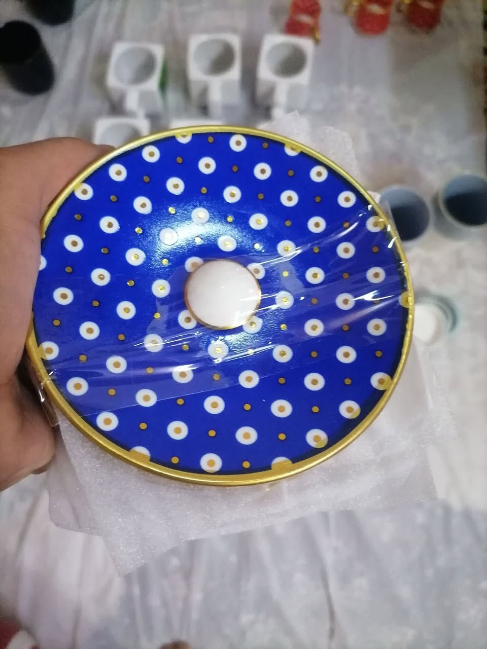 السلام عليكم
يوجد كرتون كامل بسعر ٤٥ الف مع التوصيل 
يحتوي ٦٥ قطعة او اكثر 

وصلنا تشكيلة مواعين فرفوري ملون 

تشكيلة صحون_ كاسات مقبلات _ صحون كبار.. فناجيل.. كوابه.. مواعين مقبلات
وبقية اشياء كثيره ومتنوعه

يوجد توصيل لكافة المحافظات 
***********
