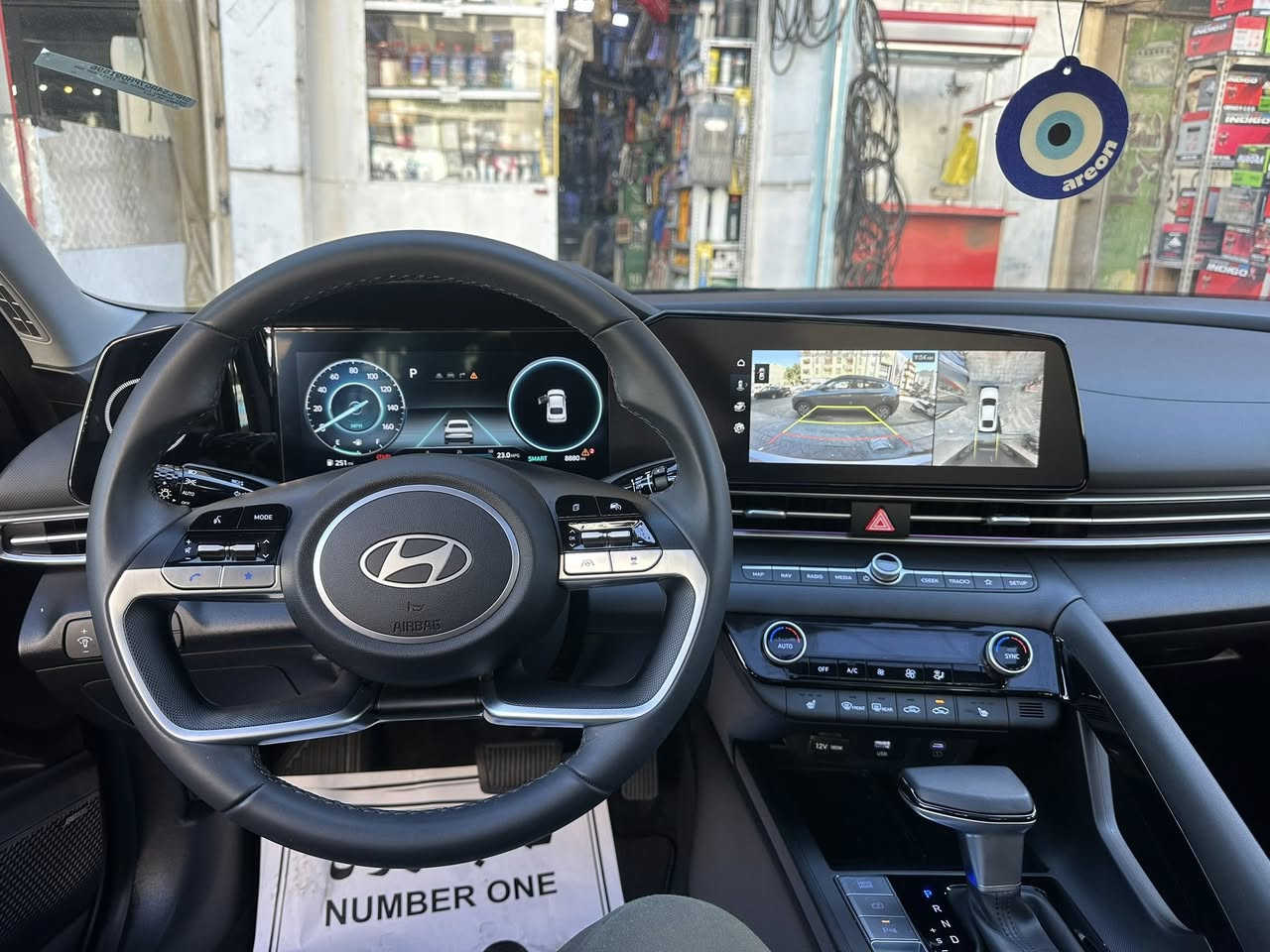 السلام عليكم النترا موديل 2024 لمتددمرقمة بسمي رقم بغداد ماشية 9000 حادثه جاملغ ايسر بارد فقط بدون صبغ دخول جديد مكانه الاعظمي *********** السعر 195 اوبيه مجال
