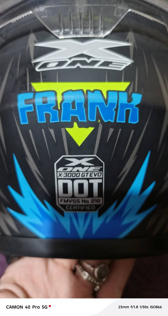 سلام عليكم خوذه جامه مضلله فج قلاب +نضاره + منفذين هواء ستعمال قليل جداً نضافه 90% حجم L السعر 65 مكاني بغداد حي البساتين ***********
